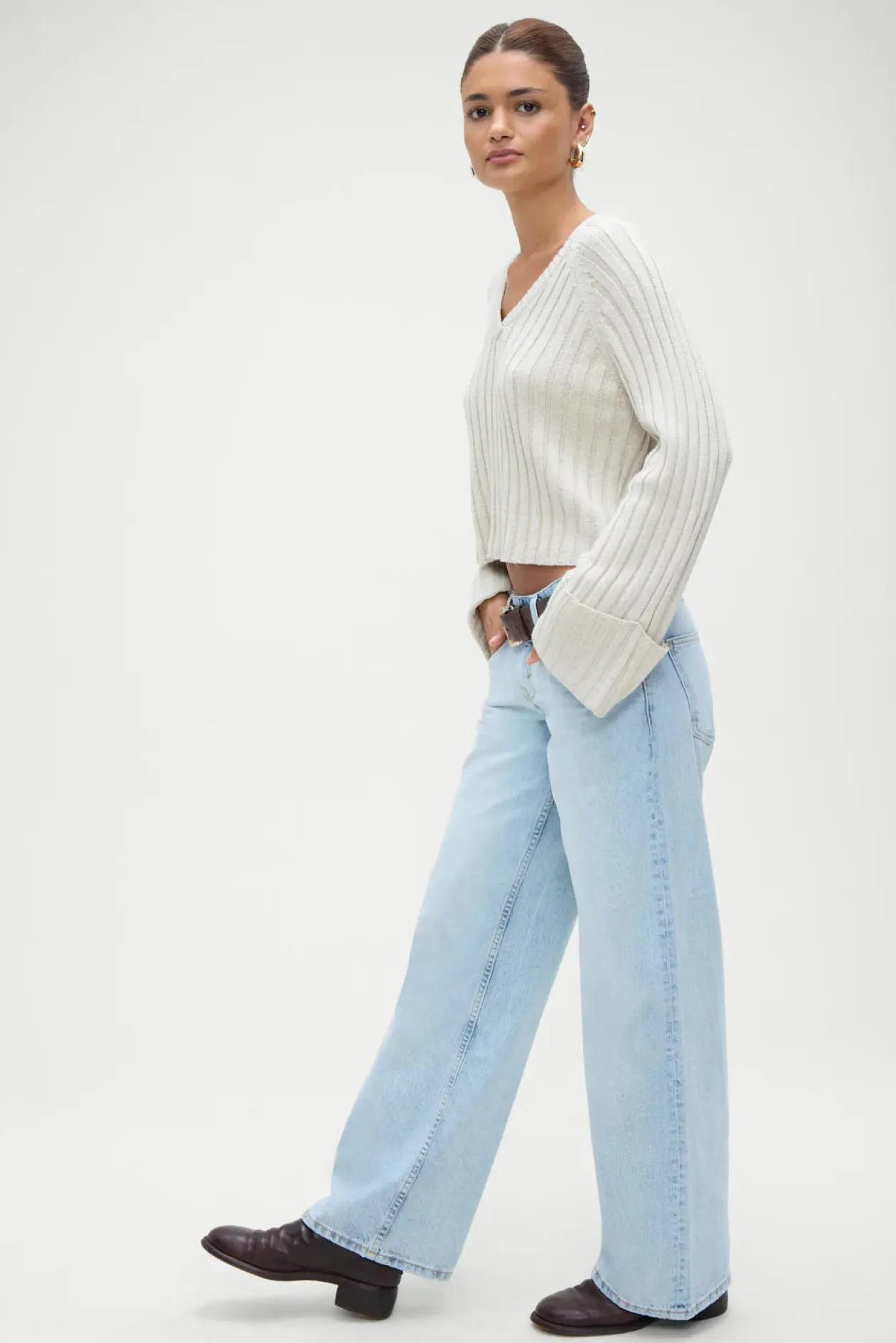 ashton_cloud_knit_sweater_2.webp Ashton Cloud Knit Sweater