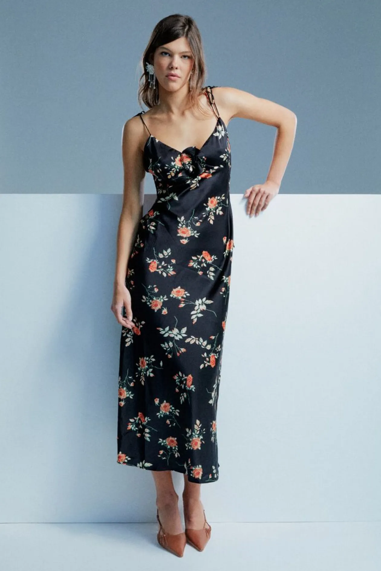 bardot_andy_slip_midi_dre_5.webp Bardot Andy Slip Midi Dress in Black Floral