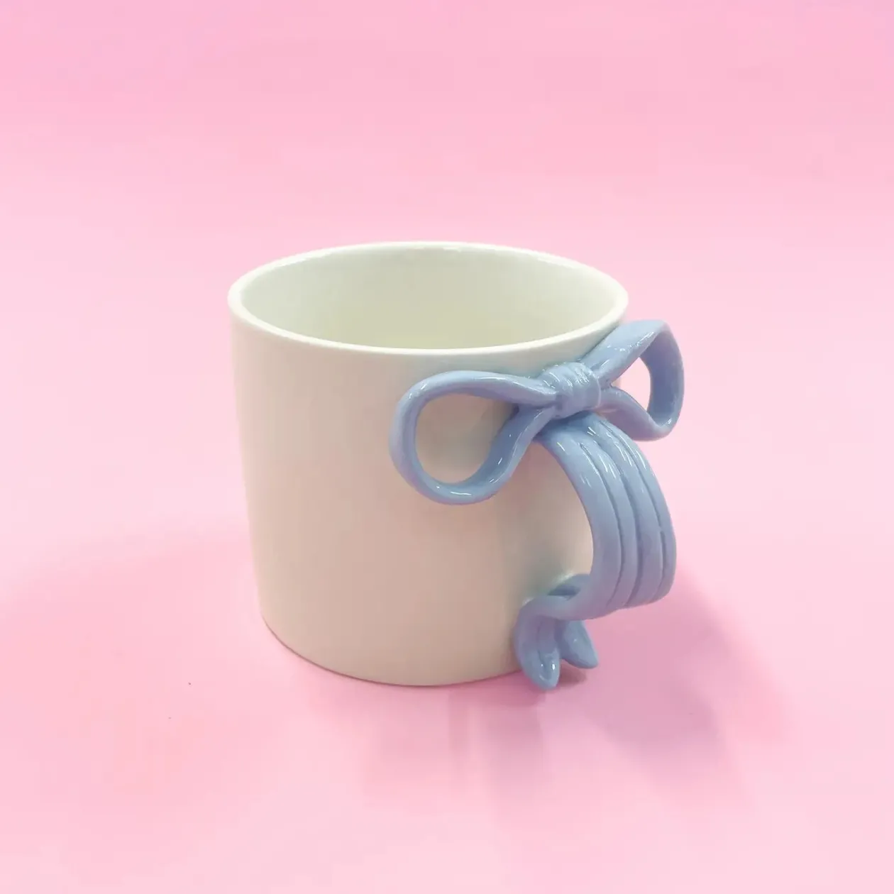 Ceramic Bow Mug 15 oz