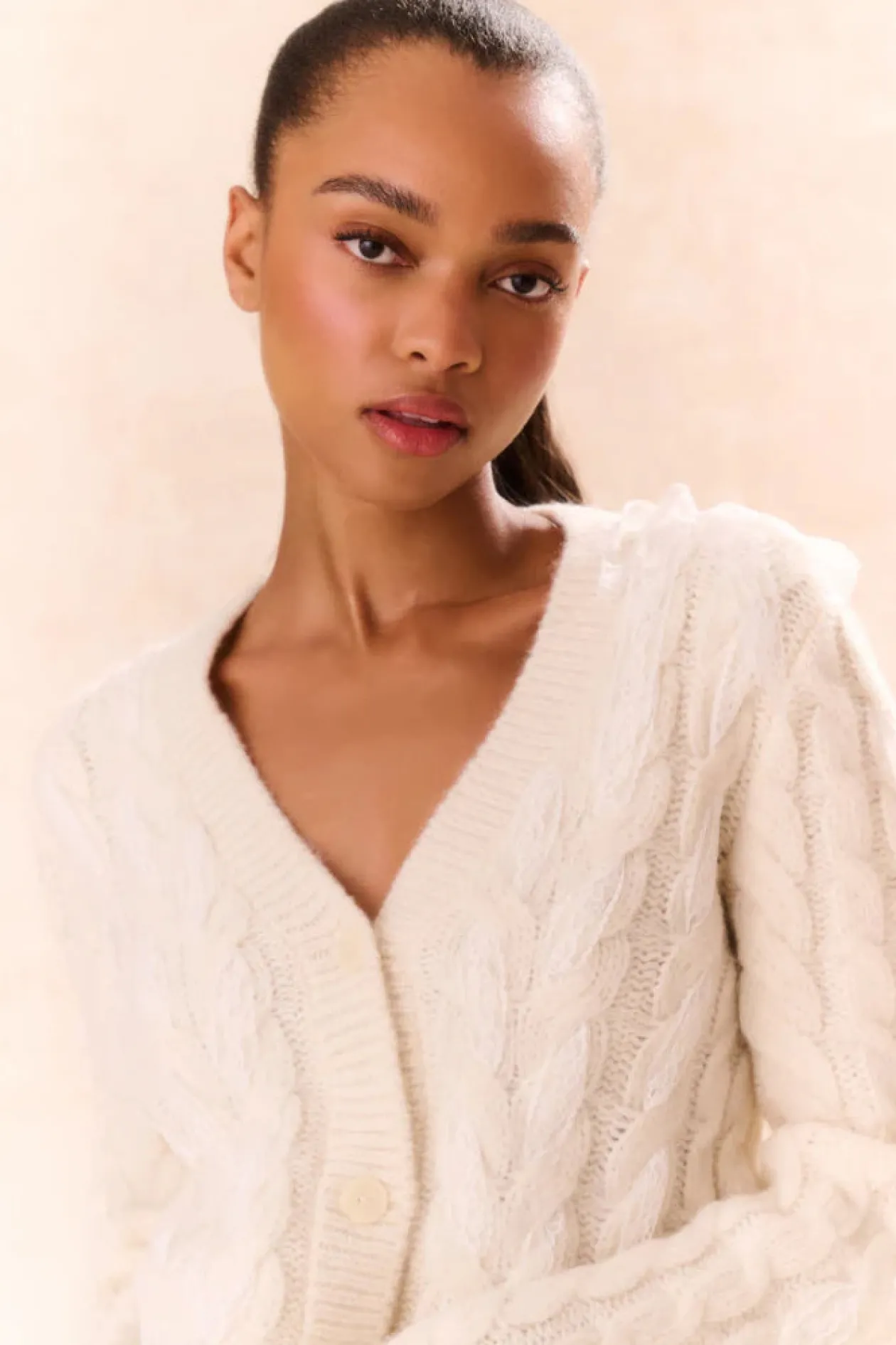 louella_cardigan_in_snow_5.webp Louella Cardigan in Snow