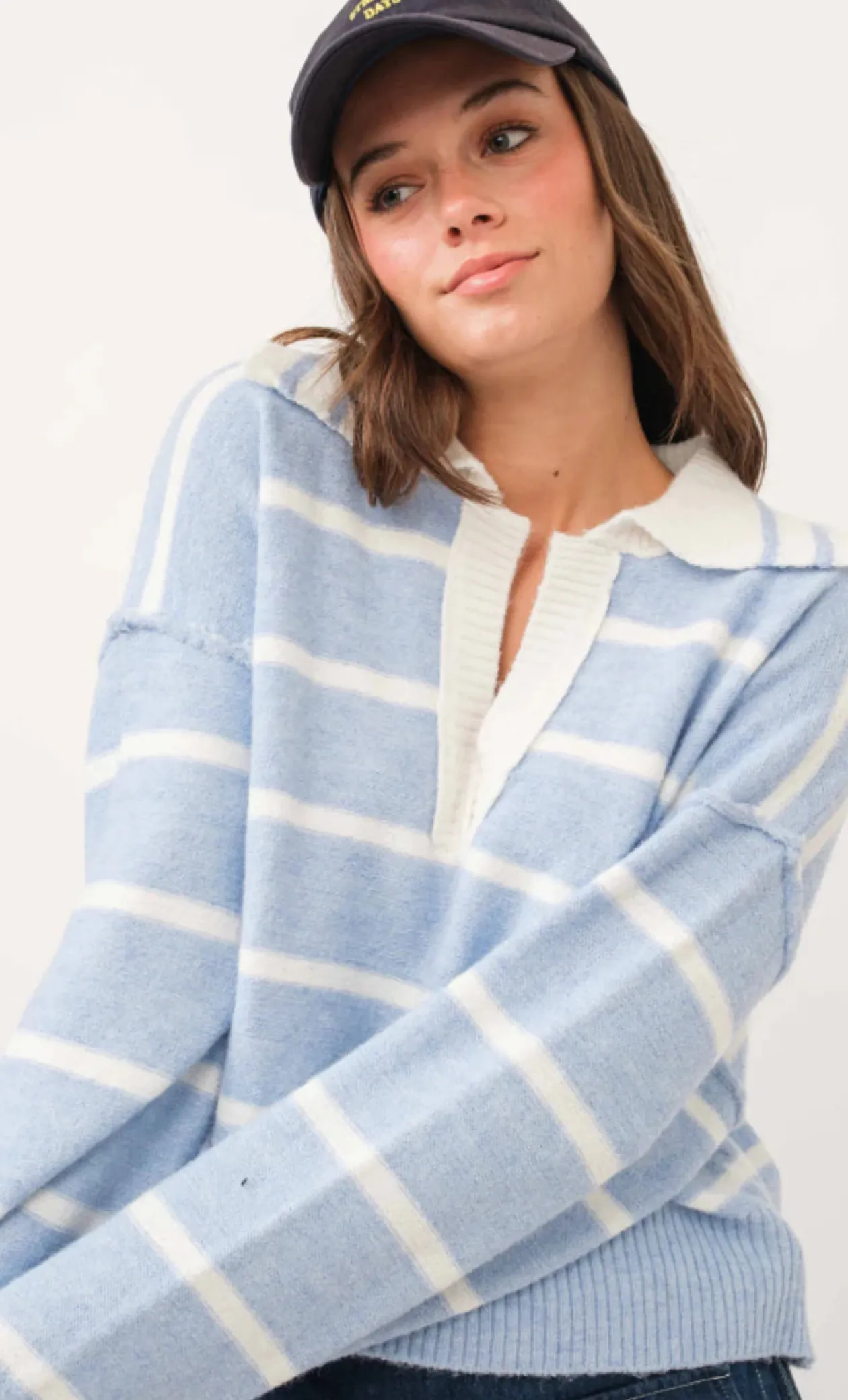 marina_blue_pullover_swea_2.webp Marina Blue Pullover Sweater