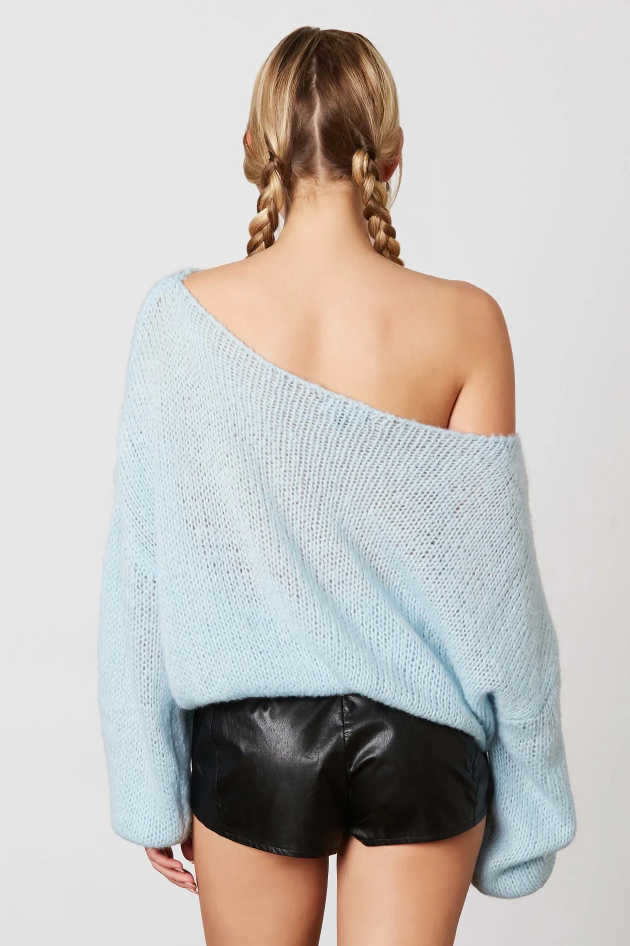 ratoza_sweater_2.webp Ratoza Sweater