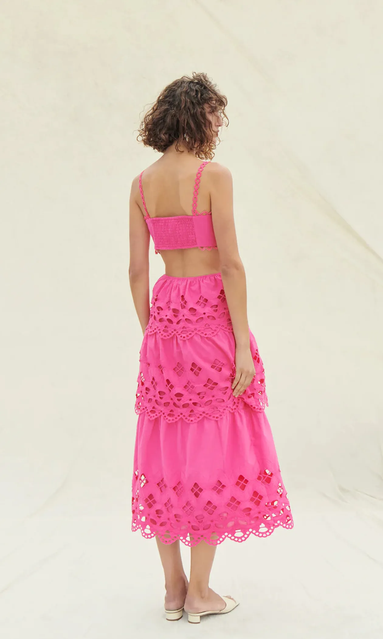 saylor_elloise_midi_dress_3.webp Saylor Elloise Midi Dress