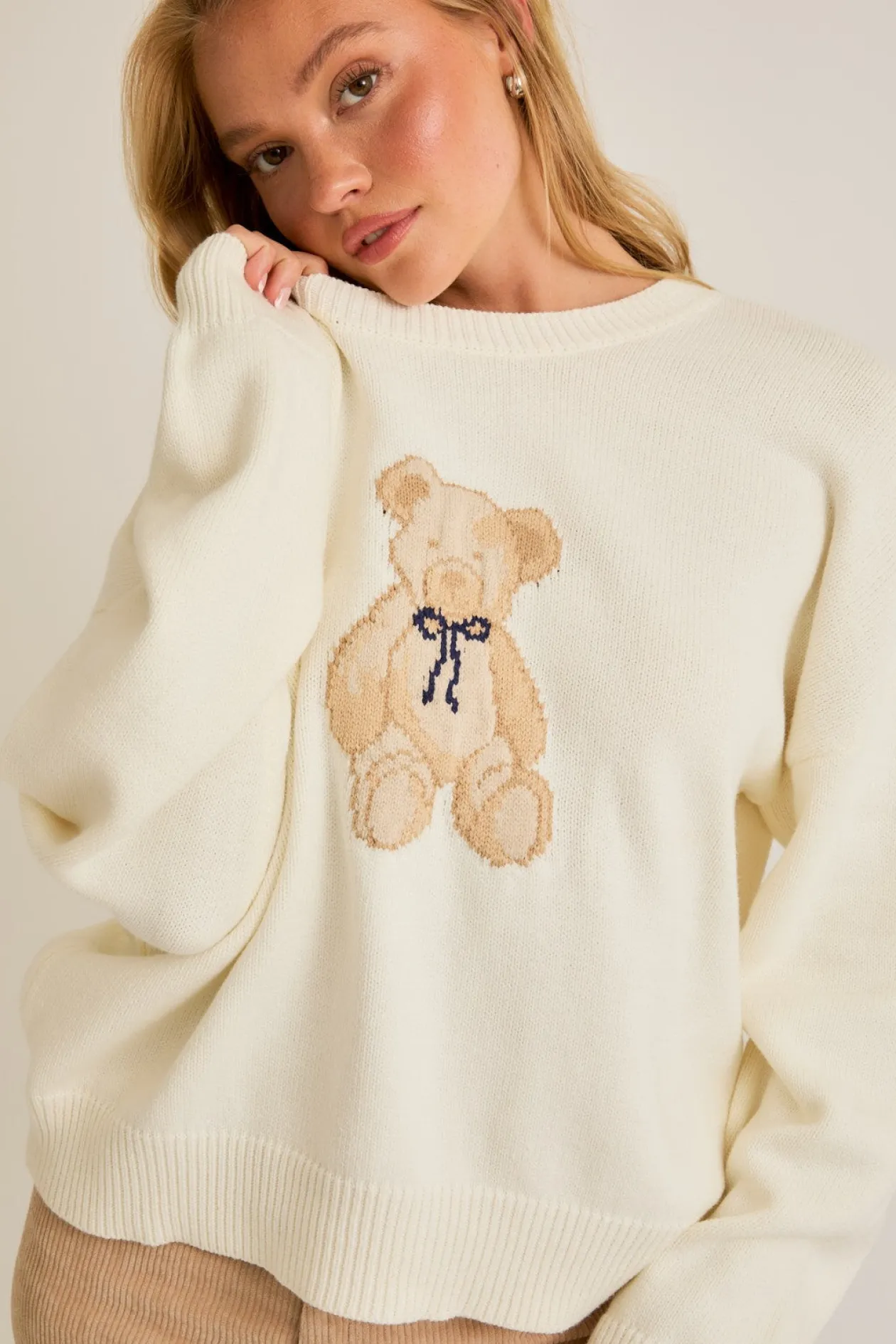 teddy_bear_bow_sweater_6.webp Teddy Bear Bow Sweater