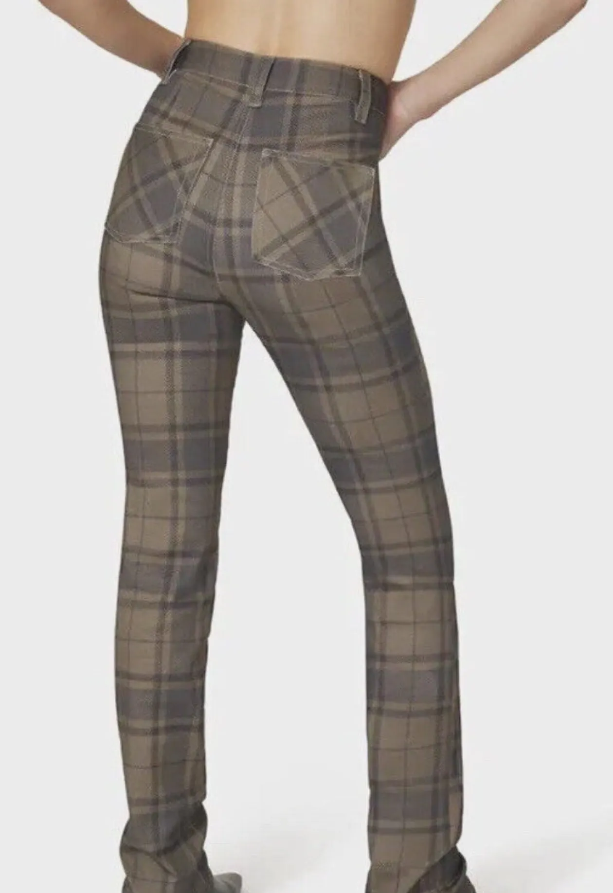 the_icon_jean_in_cool_pla_2.webp The Icon Jean in Cool Plaid